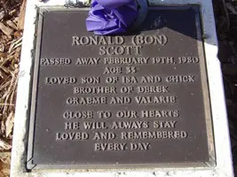 Bon Scott Gravestone